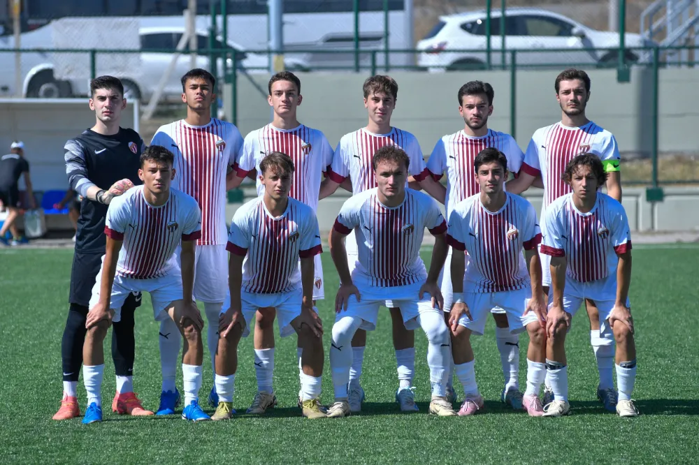 İnegölspor u19 ekibi ilk maçında farklı galip geldi