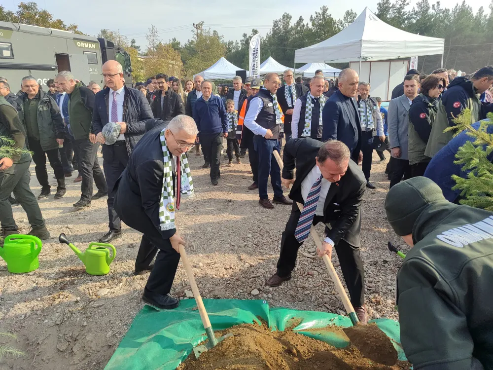 Bursa’da fidanlar toprakla buluştu