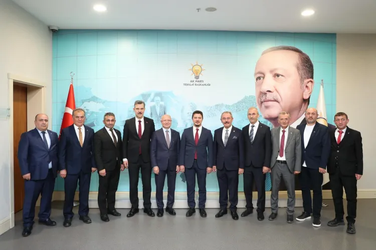 AK Parti Bursa Teşkilatında İki İlçeye Yeni Başkan Atandı