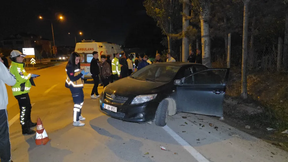 İnegöl’de Otomobil Ağaçlara Çarparak Durabildi