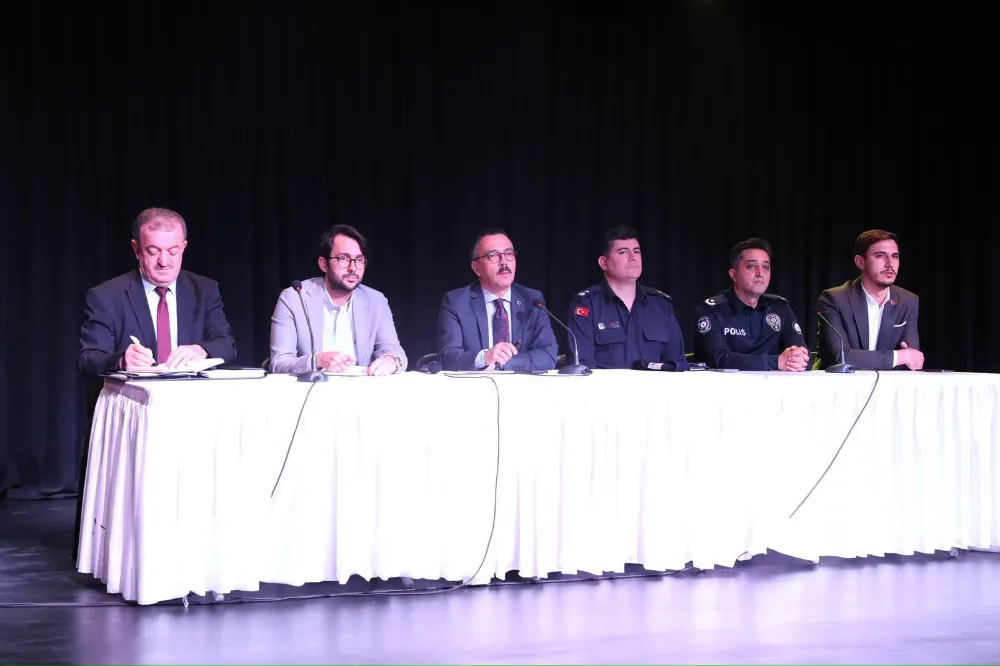 Kaymakam Arslan, Muhtarlarla Bir Araya Geldi