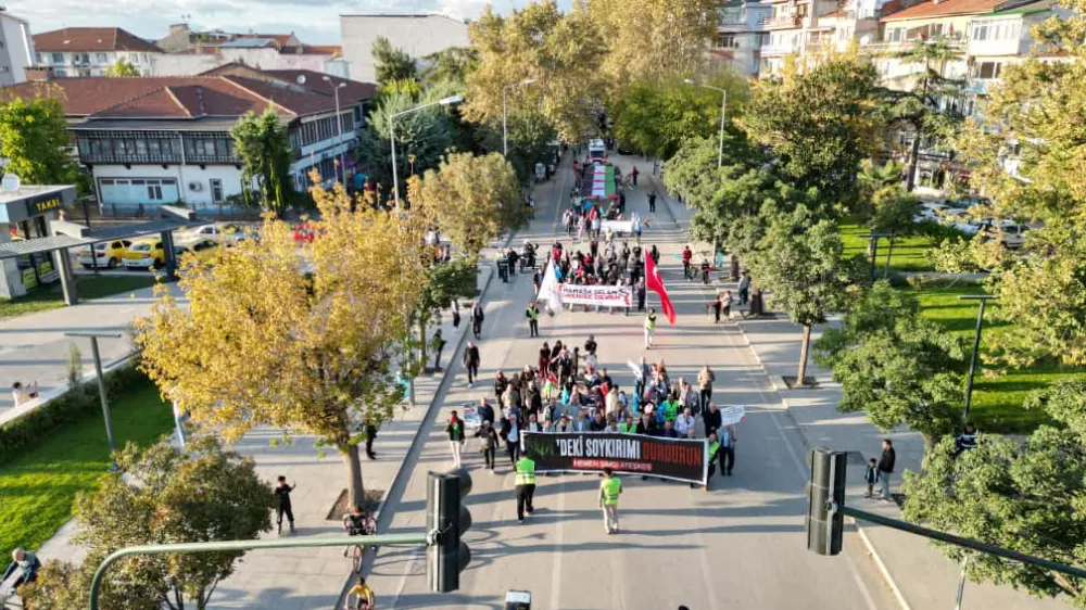 İnegöllüler Gazze İçin Sokağa İndi! 
