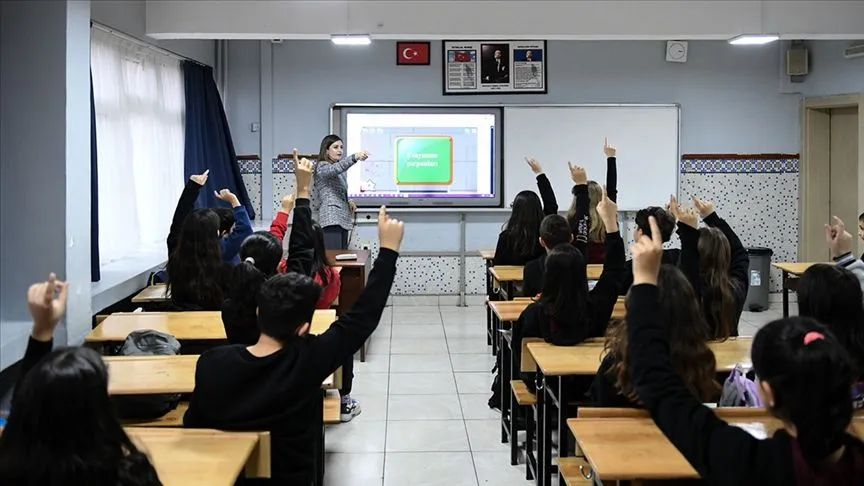 MEB, 4+4+4 Eğitim Sistemini Değiştiriyor! 