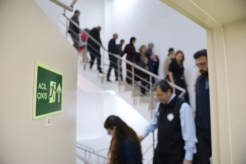 Büyükşehir Belediyesi’nde gerçeği aratmayan tatbikat