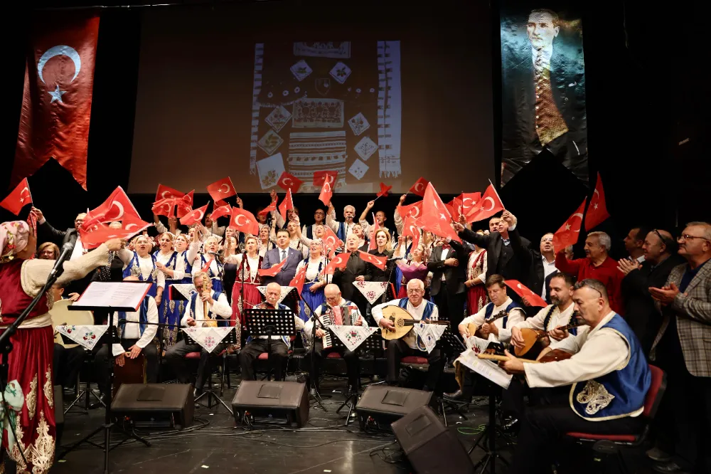 Atatürk, Bursa’da Rumeli ezgileriyle anıldı