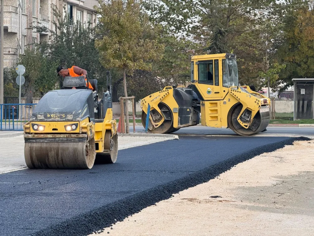 İnegöl Belediyesi’nden 3 Bölgede Asfalt Hamlesi