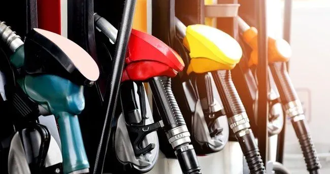 Benzine büyük zam geliyor!