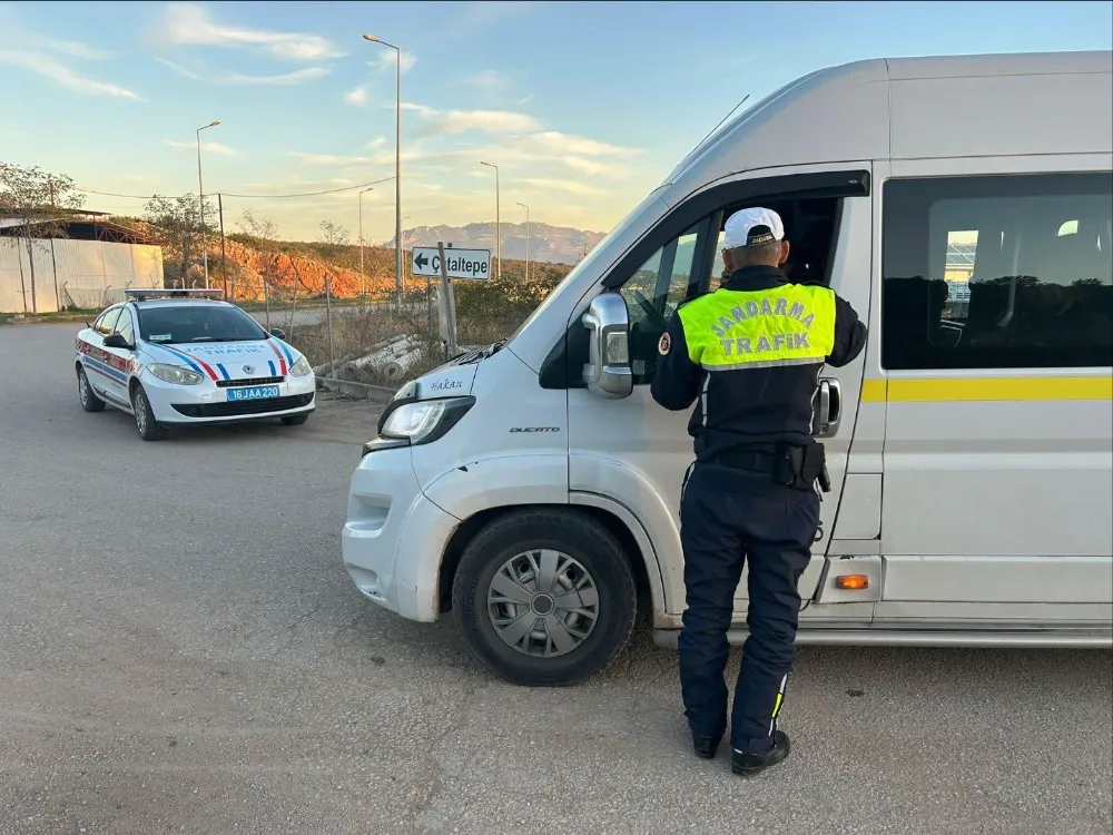 Ara Tatil Bitti, Jandarma Okul Servislerini Denetledi