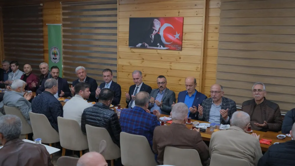 İnegöl’de Şehitler İçin Kur’an, dua ve Mevlit Programı Düzenlendi