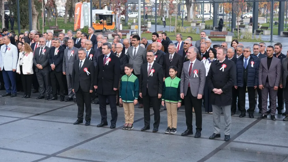 Öğretmenler Günü İnegöl’de Törenlerle Kutlandı