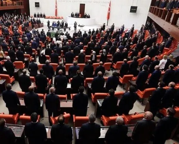 Yeni anayasa çalışmaları hız kazandı 