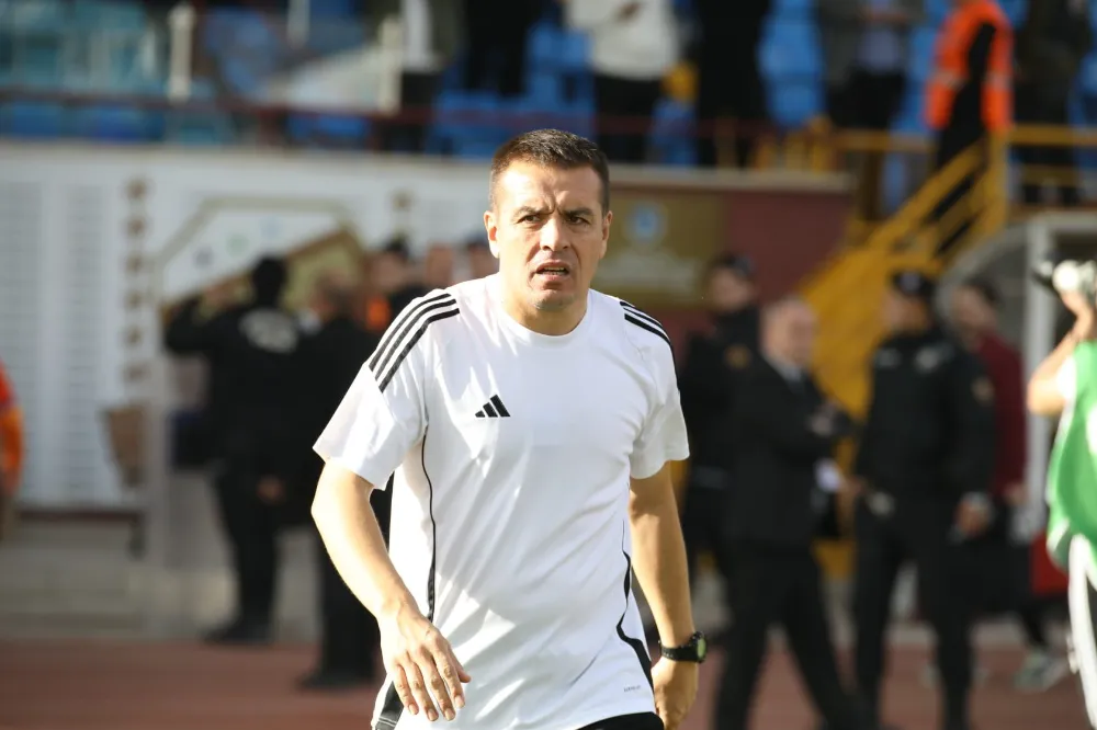 İsmail Güldüren: “Sezonun En İyi Oyununu Sergileyerek 3 Puanı Kazandık”