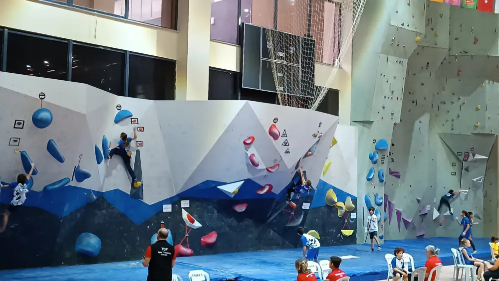 Küçük Tırmanışçılar İnegöl’e Dereceyle Döndü