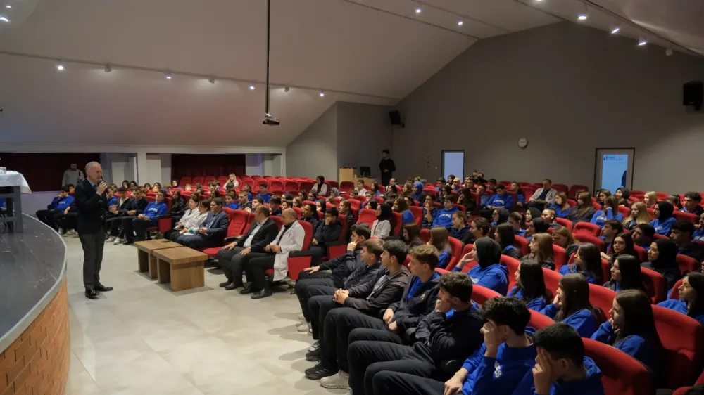 Başkan Taban Gençlere Kulak Veriyor