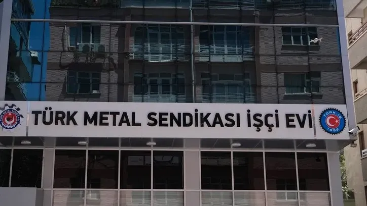 Sendikada silahlı saldırı dehşeti!