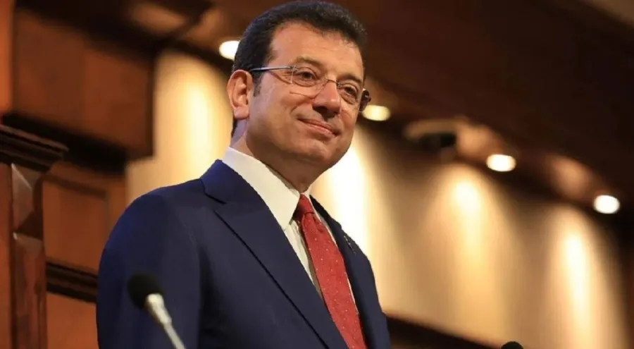 İBB Başkanı Ekrem İmamoğlu adaylığını duyurdu