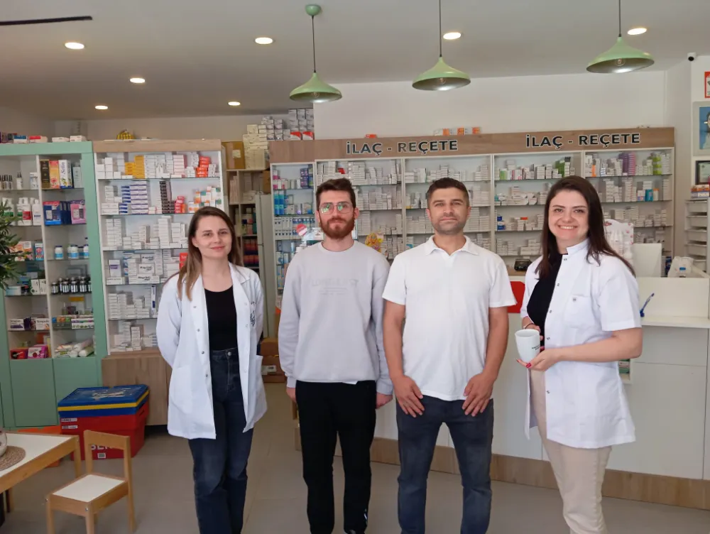 İnegöl Saadet Partisinden Eczacılara Anlamlı Ziyaret!