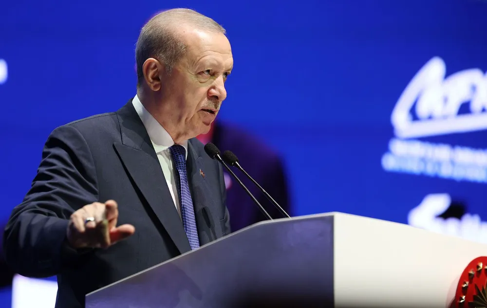 Cumhurbaşkanı Erdoğan; Görevini kötüye kullananın gözünün yaşına bakmayız