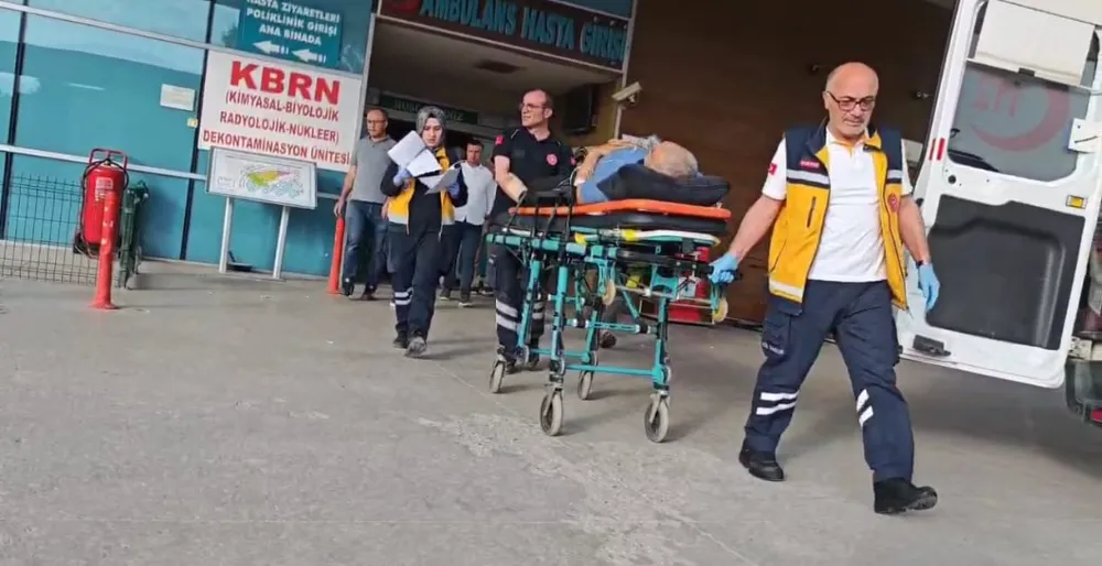 Kurşunlu yolunda otomobil ile motosiklet çarpıştı!