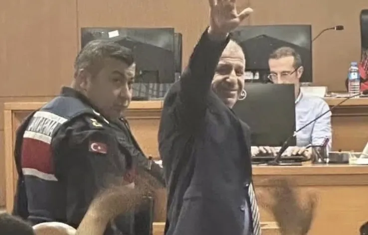 Ümit Özdağ tahliye edildi!