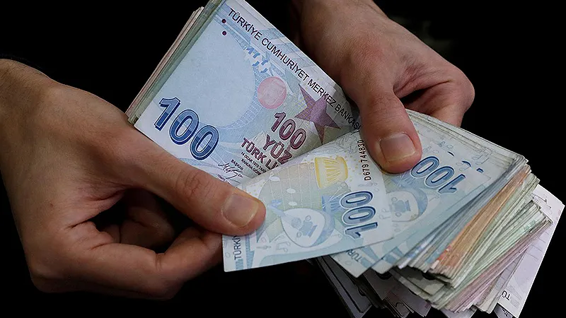 Kök maaşlar artacak mı? Milyonların beklediği haber geldi