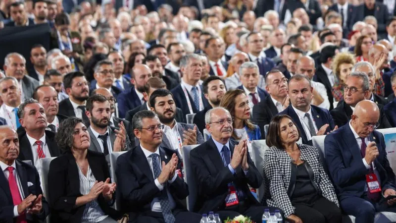 CHP kurultay davası ertelendi 