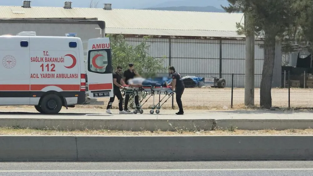 Motosikletli sürücü ölümden döndü!