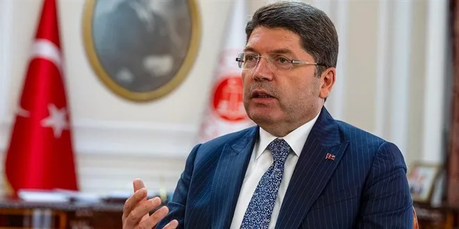 Bakan Tunç’tan Chp’li Belediyelere Operasyon Tepkilerine Sert Yanıt: “Yargıya Müdahale Edilemez”