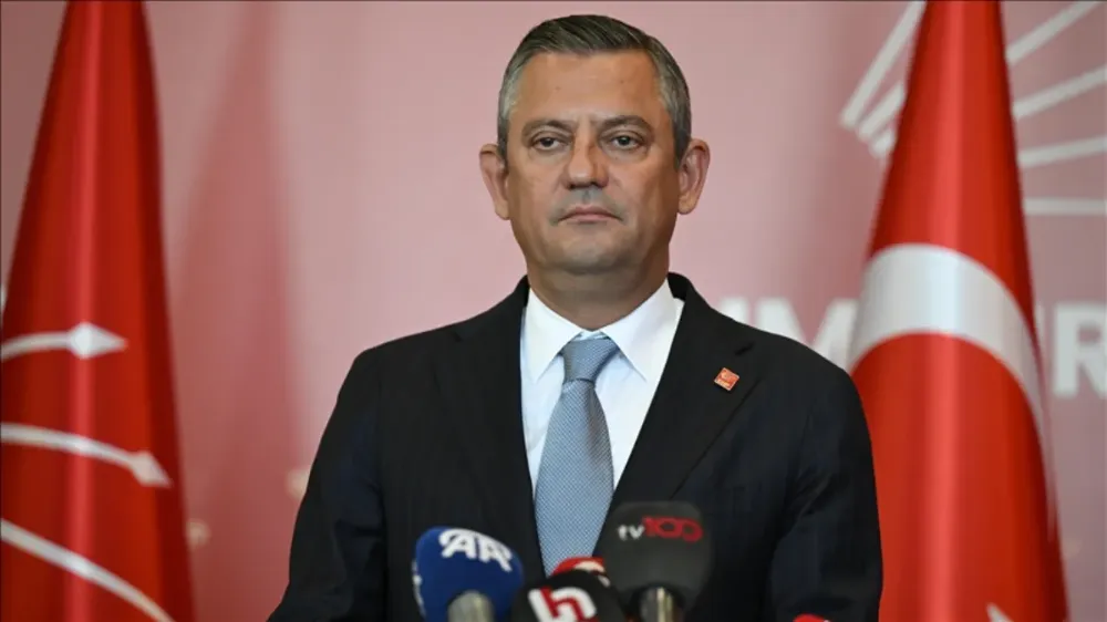 Özgür Özel