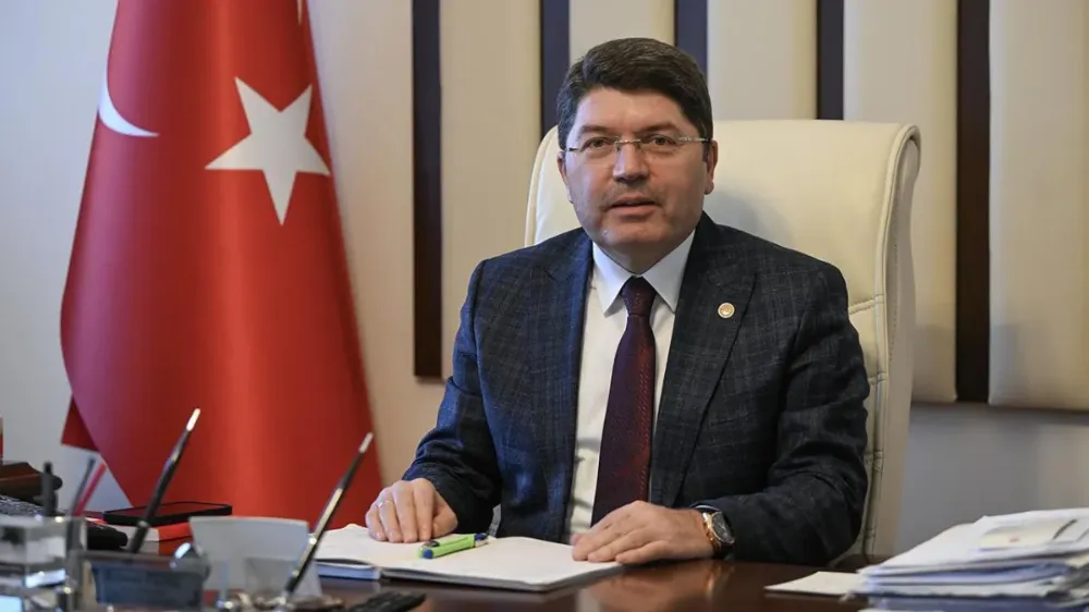 Yılmaz Tunç: CHP Genel Merkezi yalan üretim merkezine dönüşmüş durumda