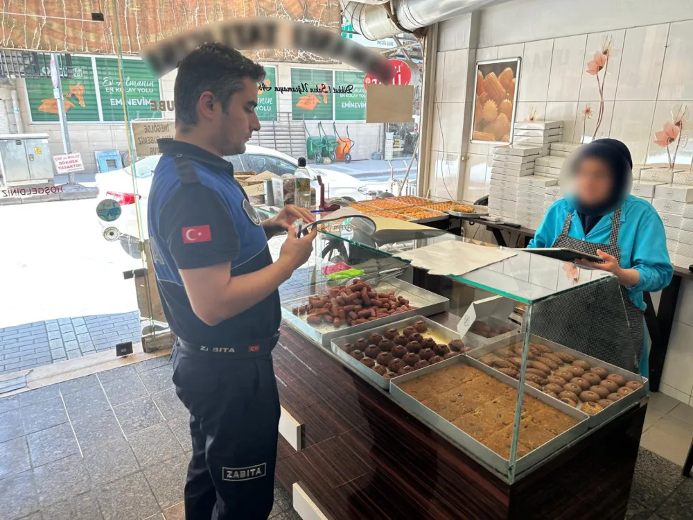 Zabıtadan Pastane, Tatlıcı Ve Dondurmacılara Denetim