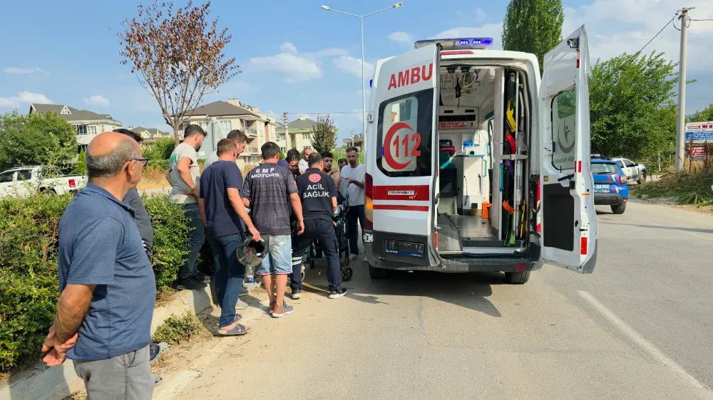 İnegöl’de motosiklet ile otomobil çarpıştı: 1 yaralı