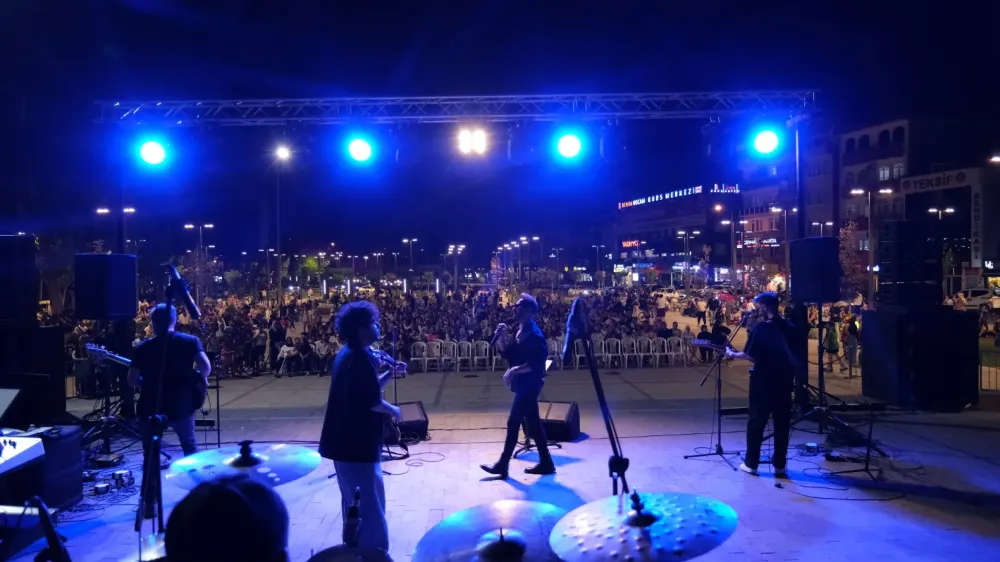 Yaz Etkinlikleri Aydın Şahin Konseriyle Devam Etti