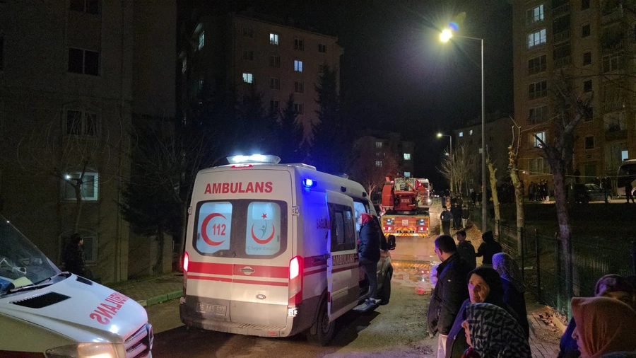 İnegöl TOKİ Konutlarında Korkutan Yangın: 4 Kişi Dumandan Etkilendi