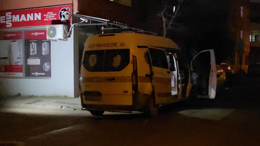 İnegöl'de kuzeni tarafından bıçaklanan genç ağır yaralandı