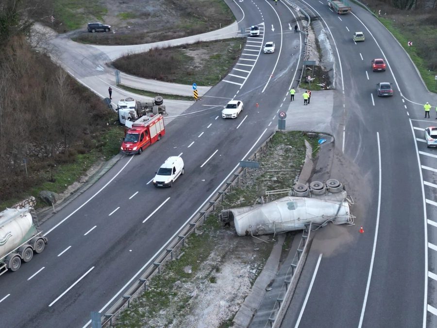 İnegöl'de Devrilen Tırın Sürücüsünden Acı Haber