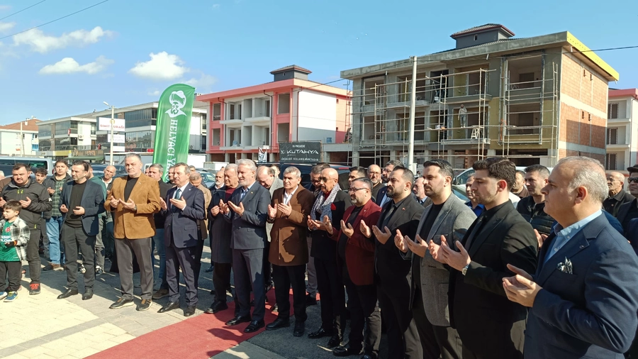 Helvacı Yakup Efendi İnegöl’de İlk Şubesini Açtı