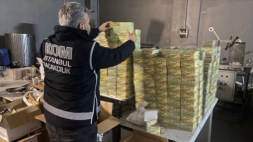 Adana’da 1 Milyon 300 Bin TL’lik Kaçak Sigara Ele Geçirildi: “Bavulları Tanımadığım Biri Bıraktı”