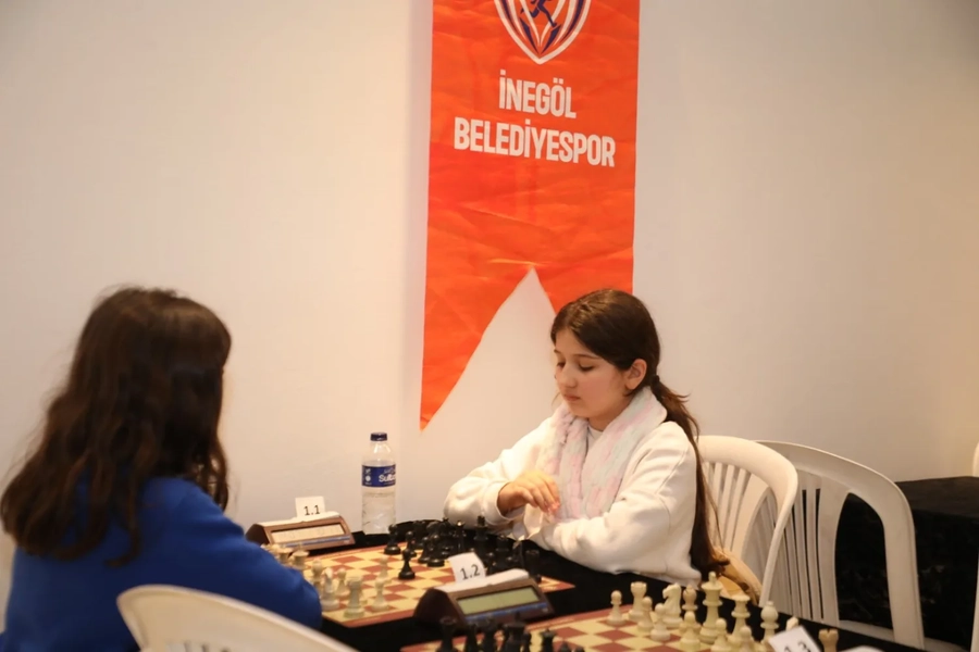 Spor Festivalinde Satranç Müsabakaları Nefes Kesti