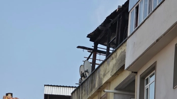 İnegöl’de Çatı Katında Yangın Paniği