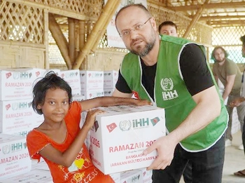 İHH İnegöl, binlerce mazluma umut oldu!