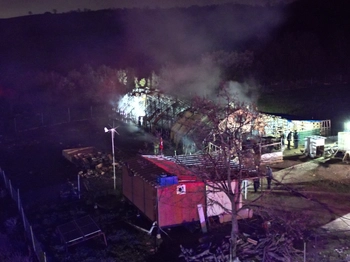 İnegöl’de Çiftlik Yangını: 500’ün Üzerinde Kümes Hayvanı Telef Oldu