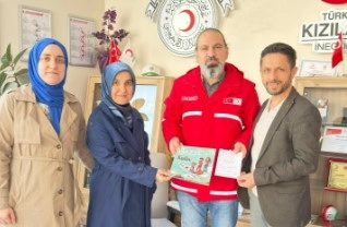 “Gazze’nin Kalbi” Kitabının Geliri Gazze’deki Çocuklara Bağışlandı