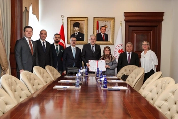 İnegöl’e Yeni Sağlık Merkezi İçin İmzalar Atıldı