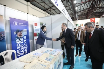 İnegöl’de 8. Üniversite Ve Meslek Tanıtım Günleri Başladı