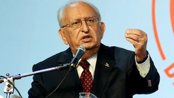 Eski TBMM Başkanı Hüsamettin Cindoruk Hayatını Kaybetti