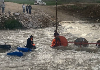 Bursa’da işçiler mahsur kaldı! Korku dolu anlar…
