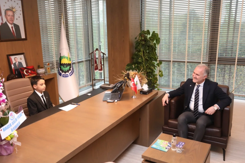 İnegöl’ün 23 Nisan Belediye Başkanı Umut Alp Yiğit Oldu