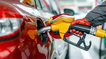 Akaryakıta indirim: Bu gece fiyatlar değişiyor