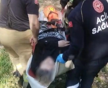 İnegöl’de Zorlu Kurtarma: Bahçede Düşen Kadın Ekiplerce Kurtarıldı